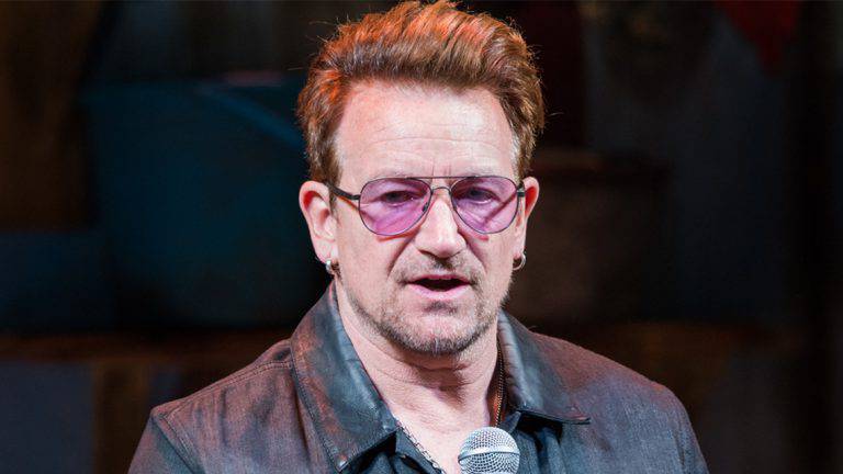 Bono degli U2: “La morte non ha potere su di me perché Gesù è morto anche per me”